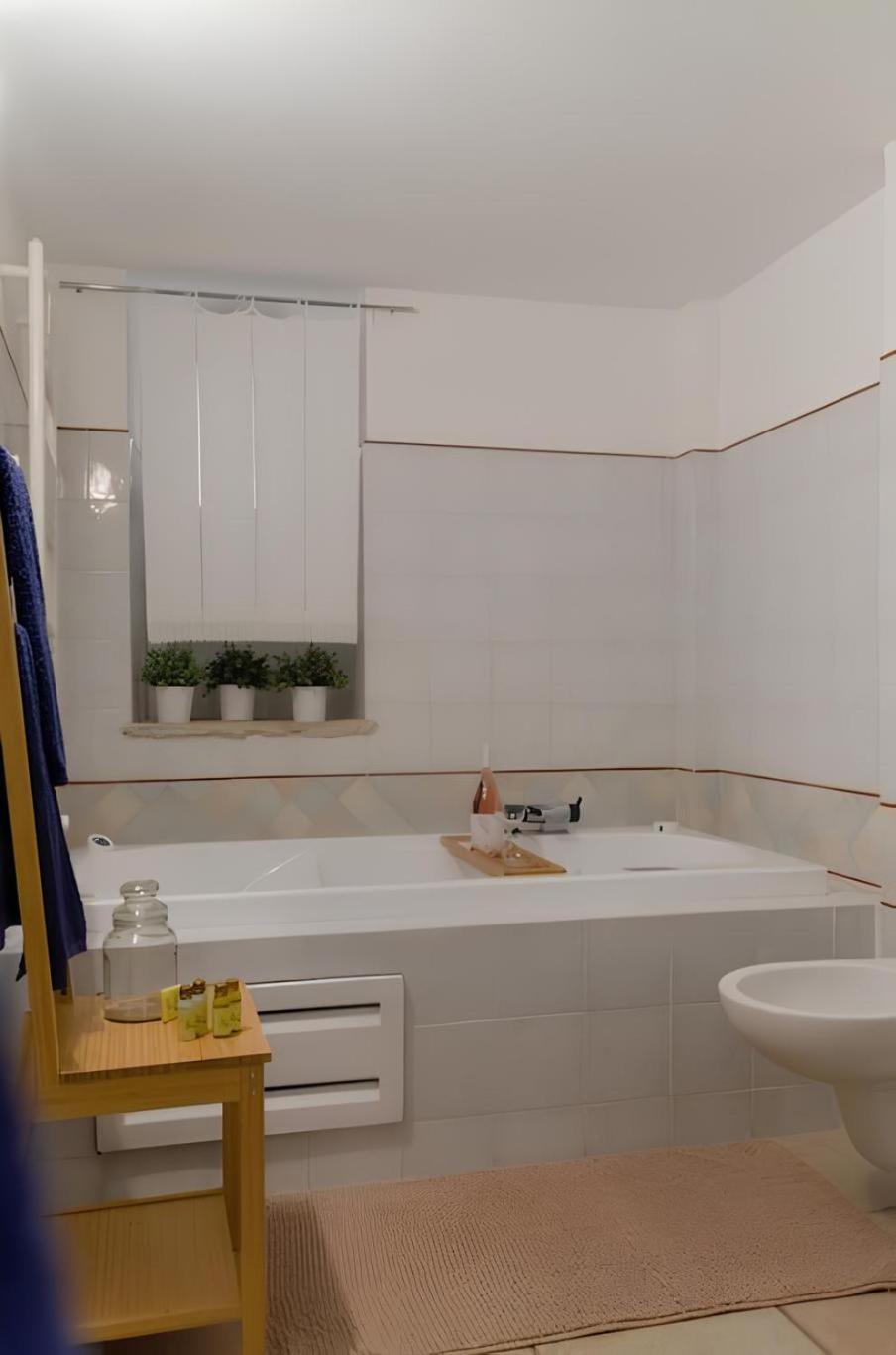 ג'ובינאצו Maison De L'Air - Apt With Jacuzzi מראה חיצוני תמונה