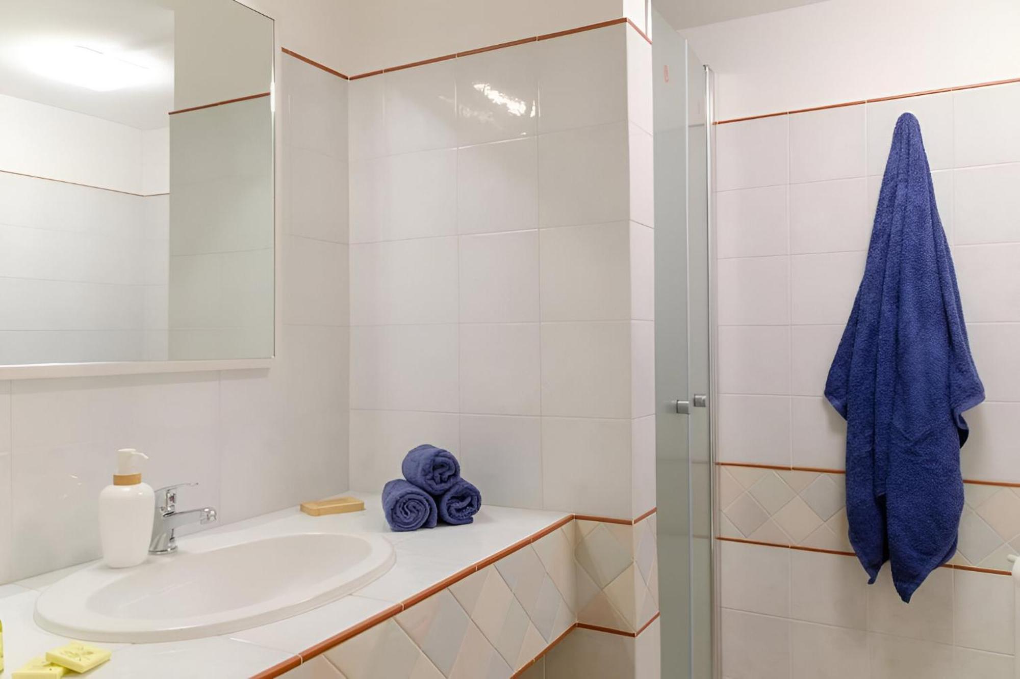 ג'ובינאצו Maison De L'Air - Apt With Jacuzzi מראה חיצוני תמונה